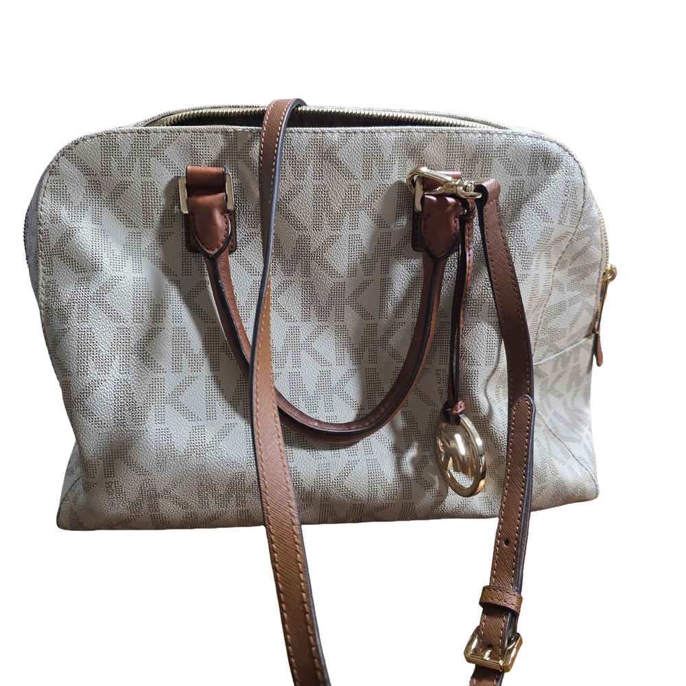 Michael Kors Women's Shoulder Bag in Cream and Tan